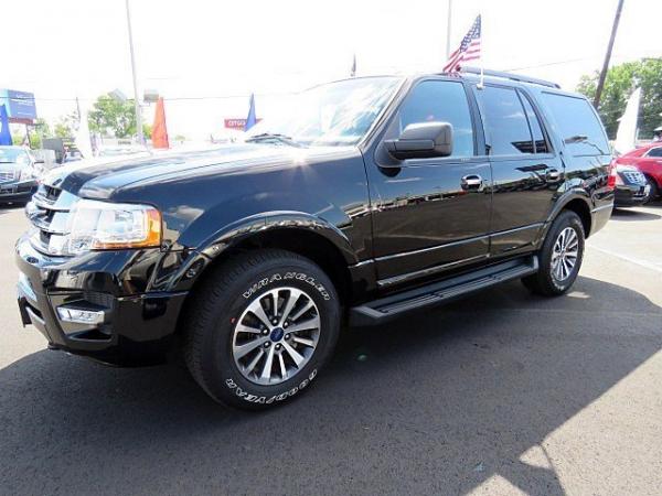 Used 2016 Ford Expedition XLT for sale Sold at F.C. Kerbeck Lamborghini Palmyra N.J. in Palmyra NJ 08065 3