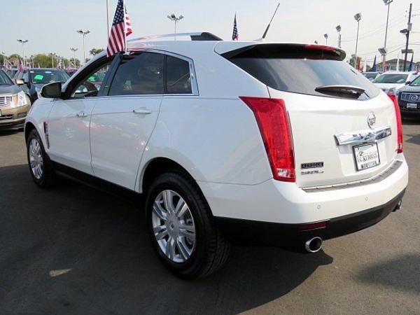Used 2012 Cadillac SRX Luxury Collection for sale Sold at F.C. Kerbeck Lamborghini Palmyra N.J. in Palmyra NJ 08065 4