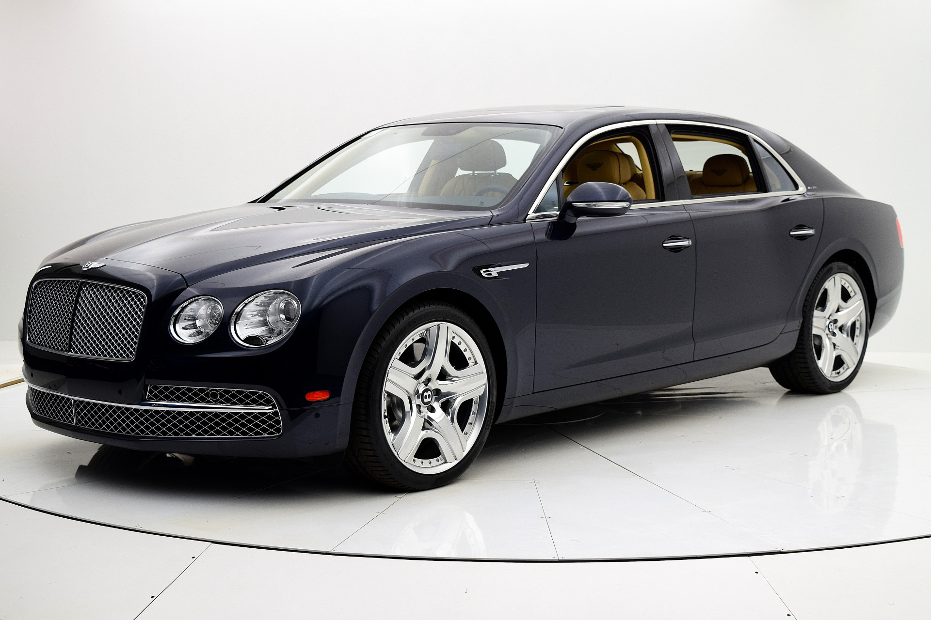 Used 2014 Bentley Flying Spur W12 for sale Sold at F.C. Kerbeck Lamborghini Palmyra N.J. in Palmyra NJ 08065 2