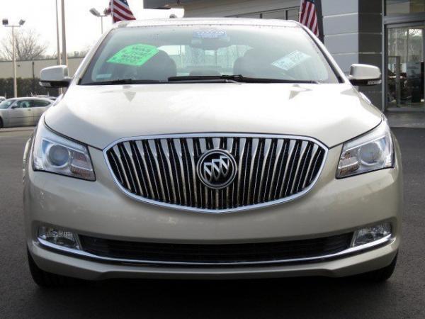 Used 2014 Buick LaCrosse Leather for sale Sold at F.C. Kerbeck Lamborghini Palmyra N.J. in Palmyra NJ 08065 2