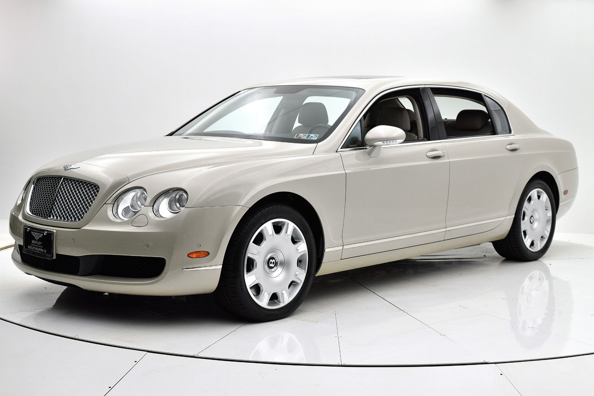 Used 2008 Bentley Continental Flying Spur Flying Spur for sale Sold at F.C. Kerbeck Lamborghini Palmyra N.J. in Palmyra NJ 08065 2