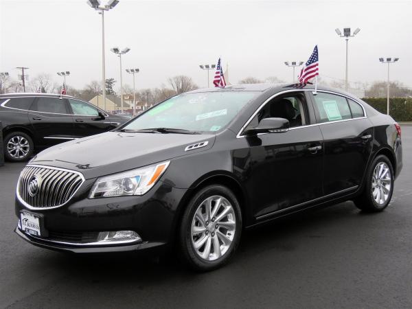 Used 2015 Buick LaCrosse Leather for sale Sold at F.C. Kerbeck Lamborghini Palmyra N.J. in Palmyra NJ 08065 3