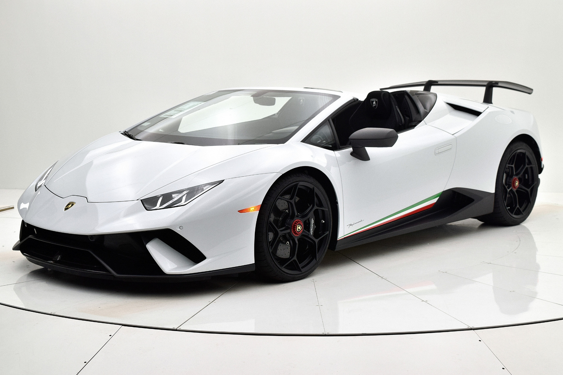 New 2019 Lamborghini Huracan LP640-4 Performante Spyder for sale Sold at F.C. Kerbeck Lamborghini Palmyra N.J. in Palmyra NJ 08065 2