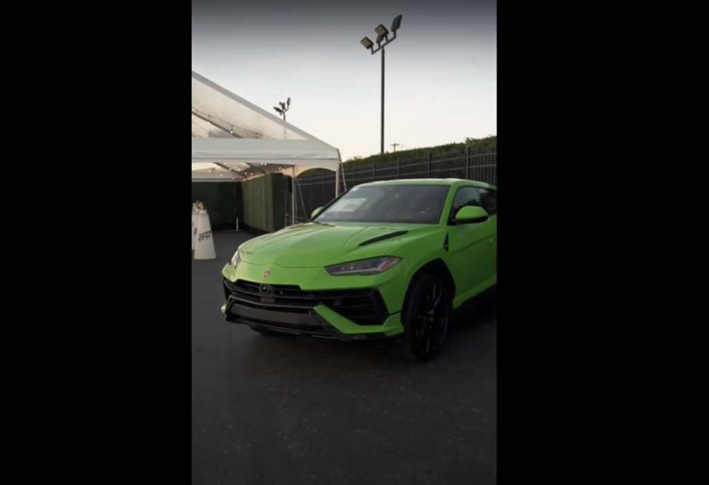 Revuelto Reveal FC Kerbeck